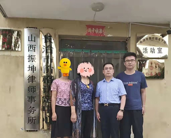 我所刑辩律师团队成功办理一起特大“黄金诈骗案”，让当事人走出监所，重返家乡。