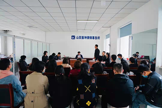 严格管理抗疫情，热火朝天练技能——振坤律师辩论（预演）赛渐入佳境